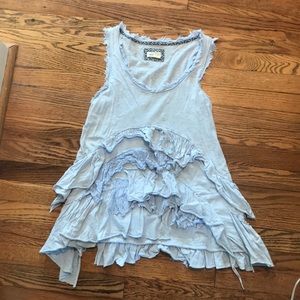 Blue fringe tank